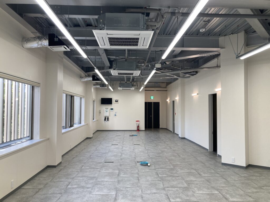 バイカル下鴨本店